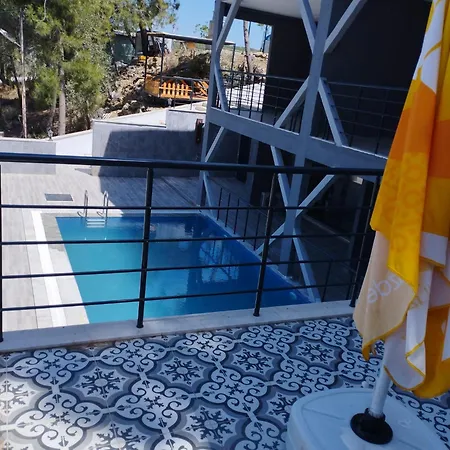 Mai Ξενοδοχείο με διαμερίσματα *